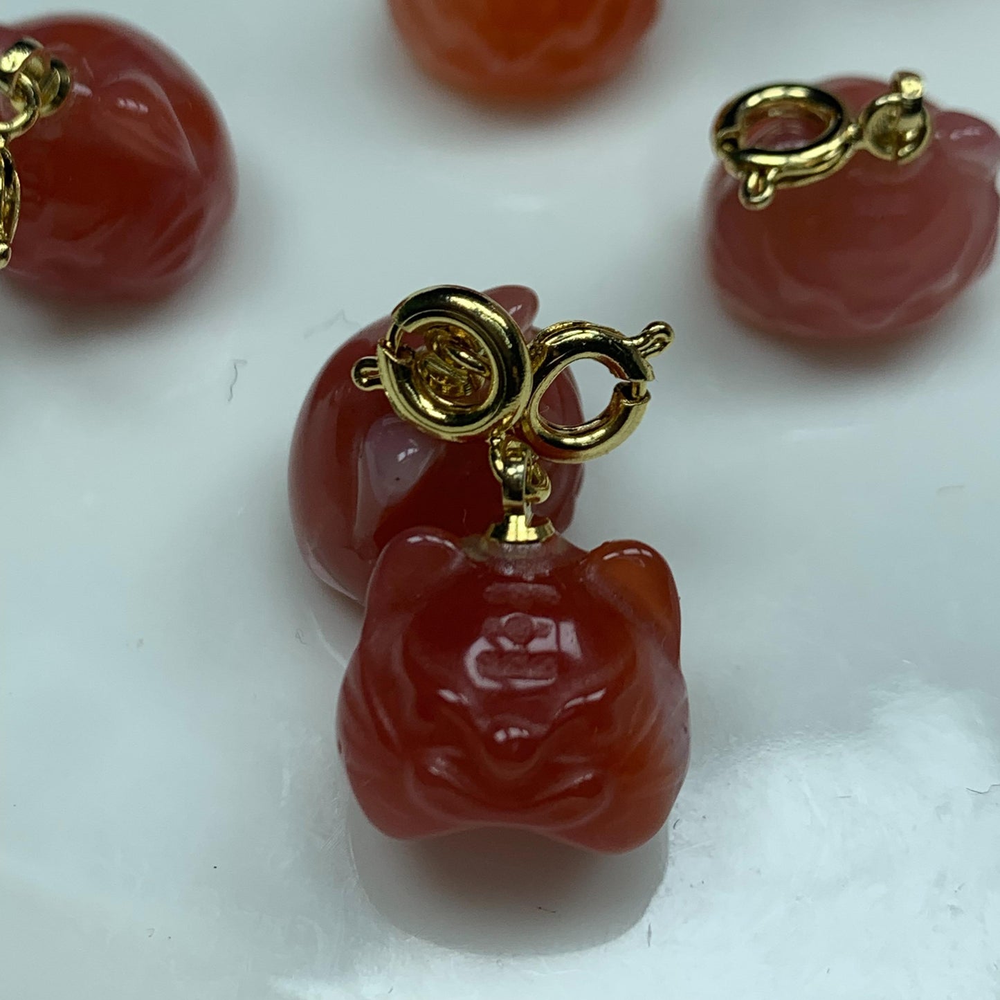 H Lovskaya Crystal Charm，Spacer Carving